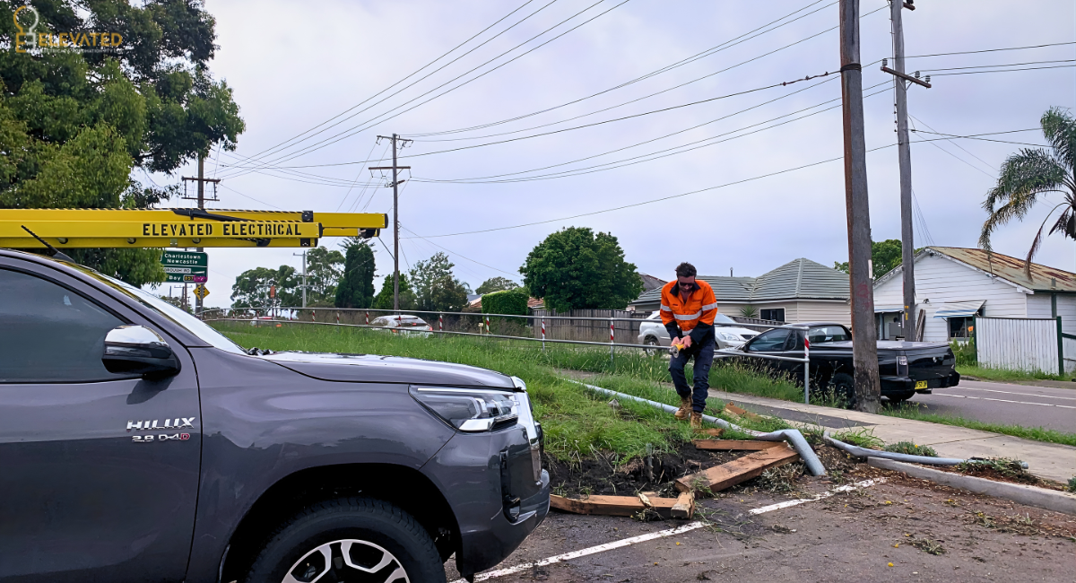Read more about the article Signs Your Property Needs a Private Power Pole Replacement Newcastle
